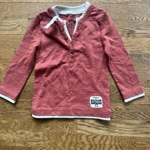 Appaman Camden Henley in color Arabian spice with white piping, NWT size 2T